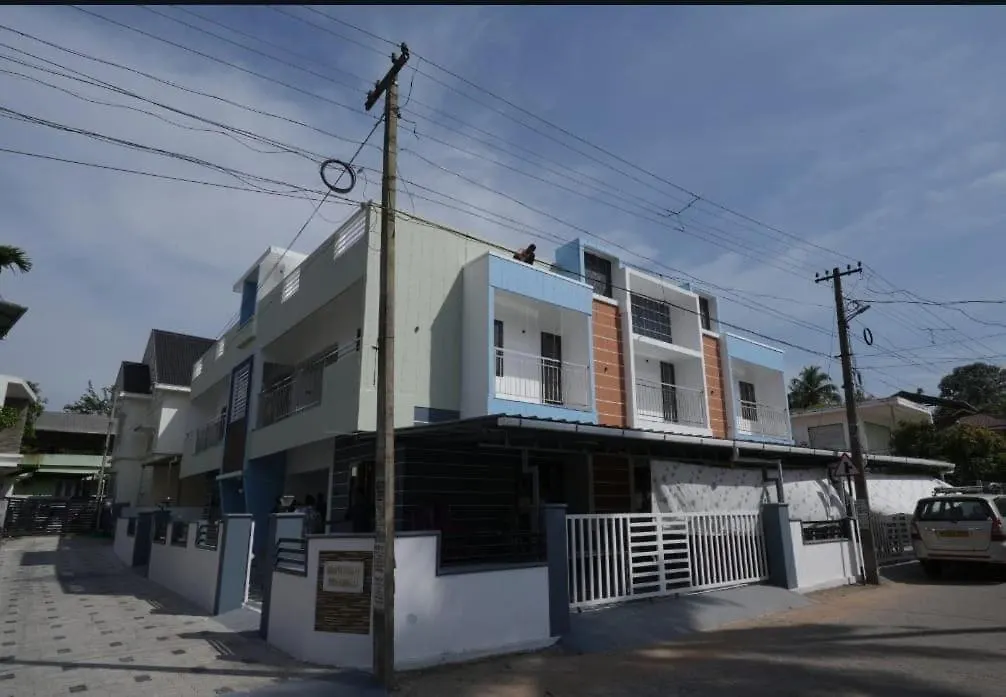 Elamkulam Penthouse - 3Bhk Ac With Kitchen - Kochi Appartement Chottanikara